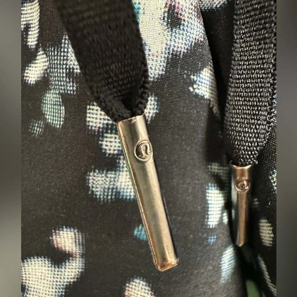Lululemon Choose A Side Short *3